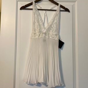 2-piece white lingerie set NWT